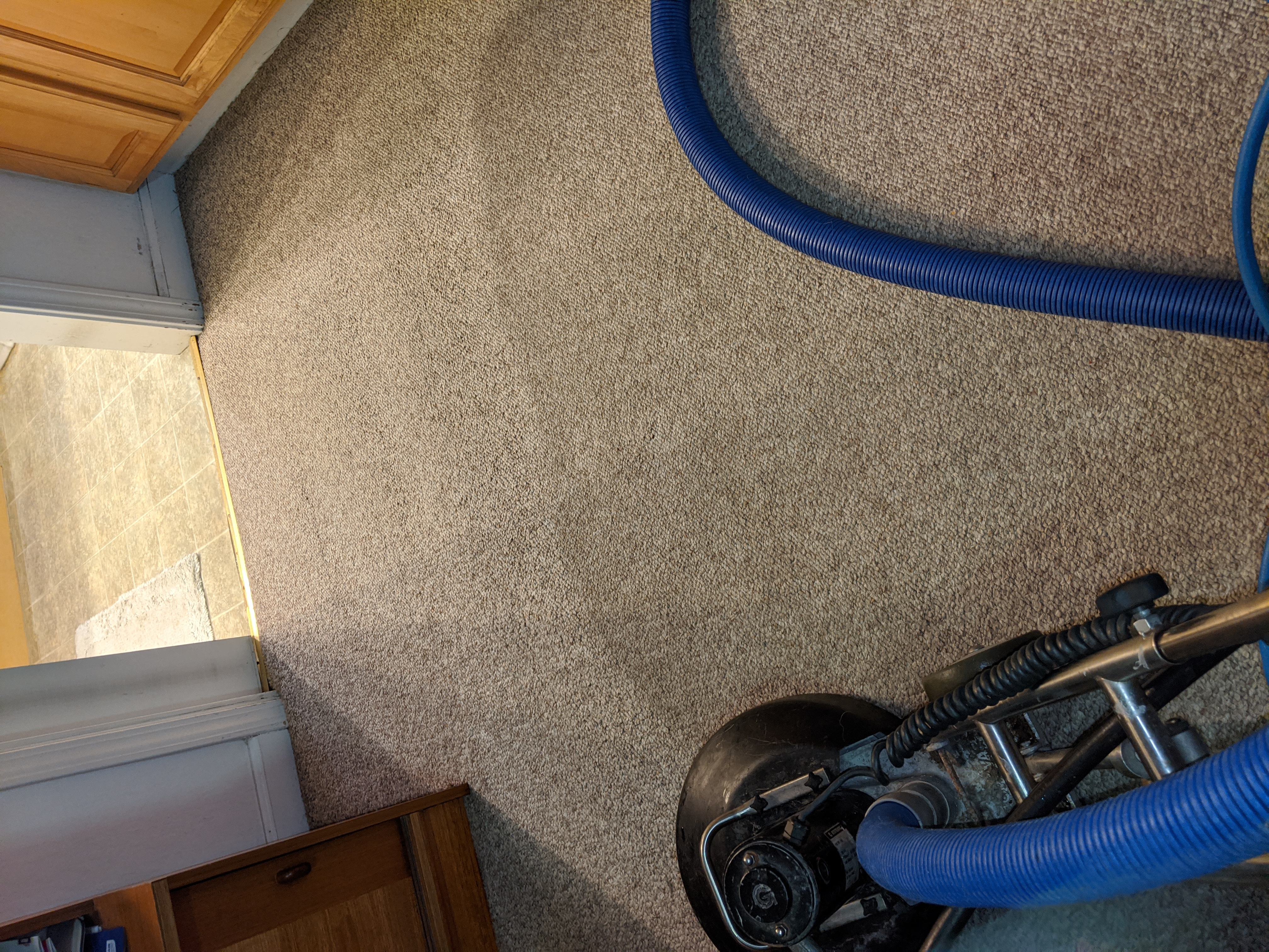Bedroom carpet before and after cleaning